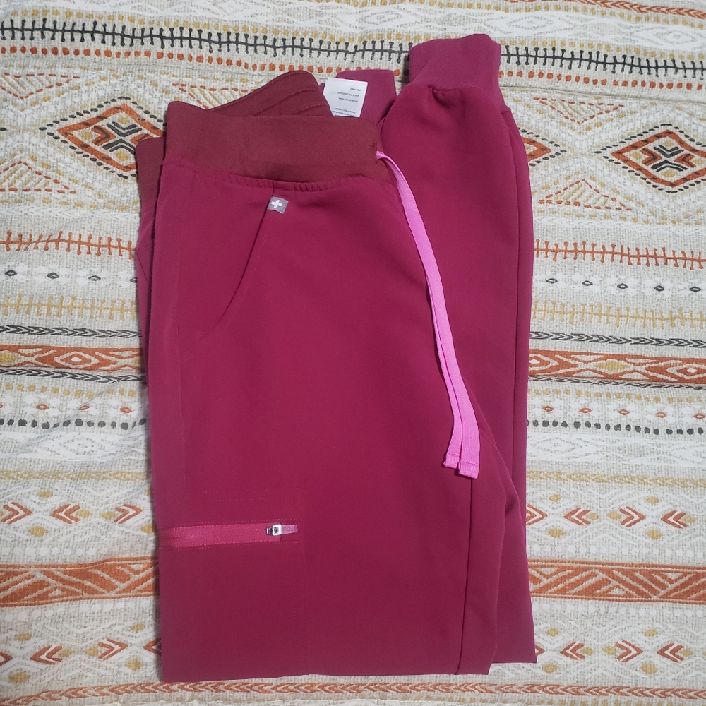 Figs xs Magenta Zamora jogger